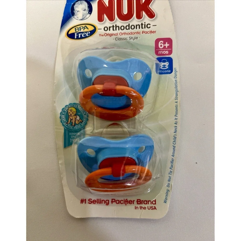 Gerber NUK 2009 Orthodonic Pacifier, 2 Pack 6+months NWT